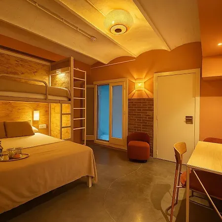 Hostel The Loft House *