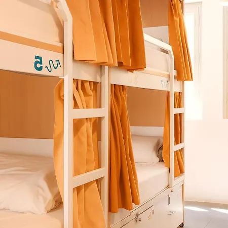 The Loft House Albergue *