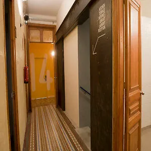 Hostel The Loft House *