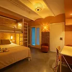 Hostel The Loft House *