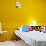 Hostel The Loft House *