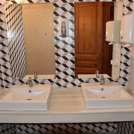 호스텔 The Loft House *